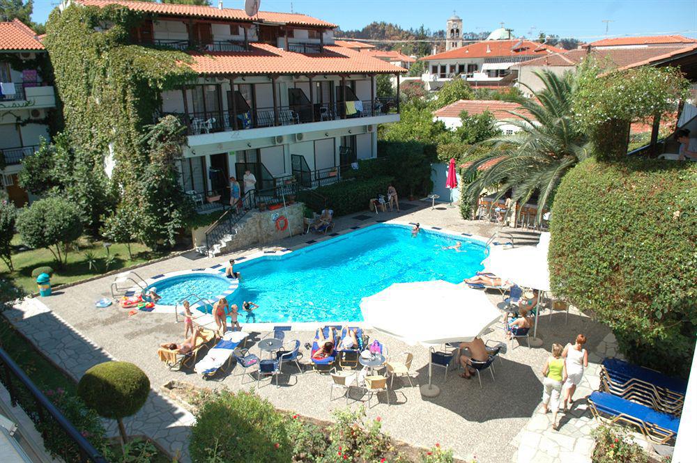 פפקוהורי Pelli Hotel מראה חיצוני תמונה