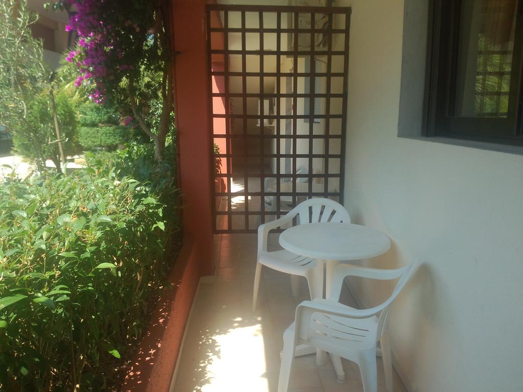 פפקוהורי Pelli Hotel חדר תמונה