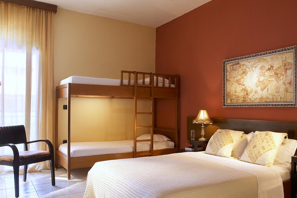 פפקוהורי Pelli Hotel מראה חיצוני תמונה