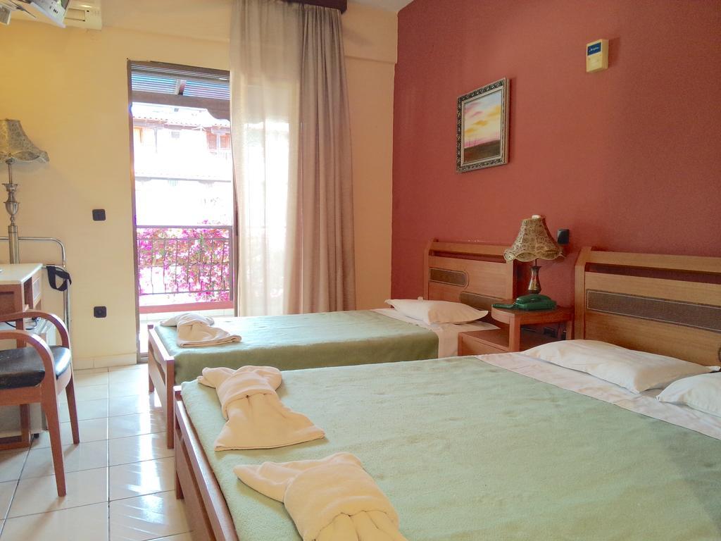 פפקוהורי Pelli Hotel מראה חיצוני תמונה