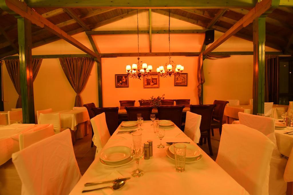 פפקוהורי Pelli Hotel מראה חיצוני תמונה