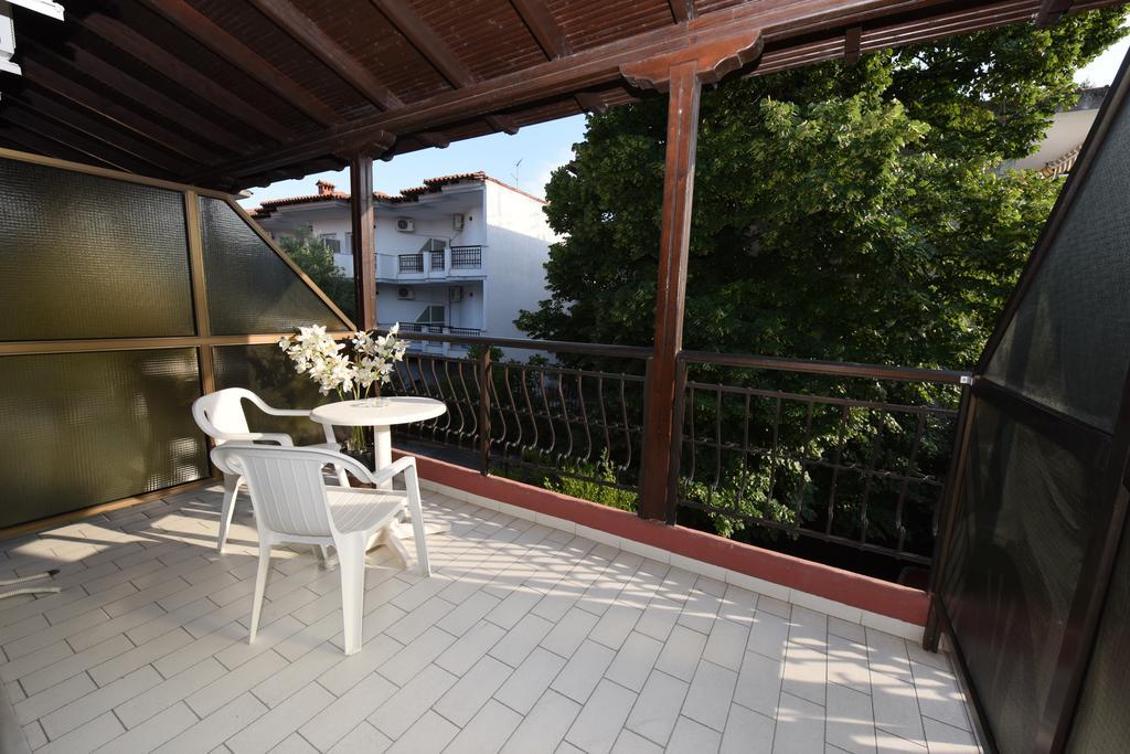 פפקוהורי Pelli Hotel מראה חיצוני תמונה
