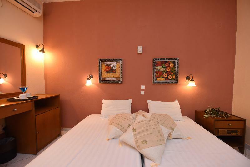 פפקוהורי Pelli Hotel מראה חיצוני תמונה