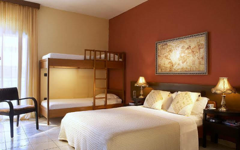 פפקוהורי Pelli Hotel מראה חיצוני תמונה